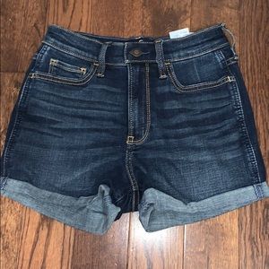 Dark-wash Hollister Denim Shorts